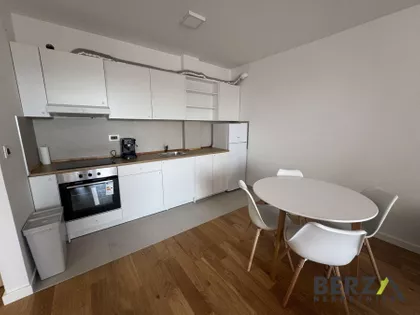 Bulevar Patrijarha Pavla (Somborski Bulevar) | 4zida.rs