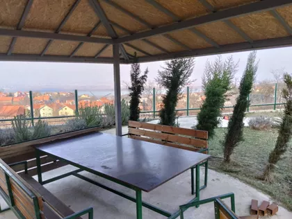 Višnjička Banja | 4zida.rs