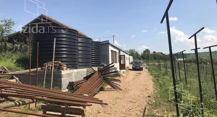 Poljoprivredno zemljište | 4zida