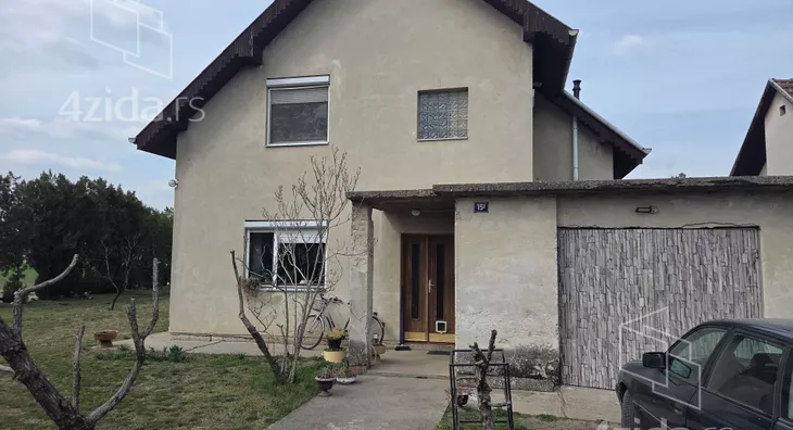 3-etažna kuća | 4zida