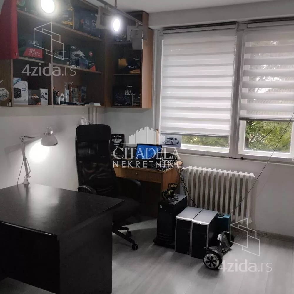 Dvoiposoban stan | 4zida