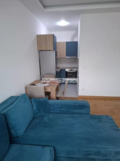 Lipov Lad | 4zida.rs