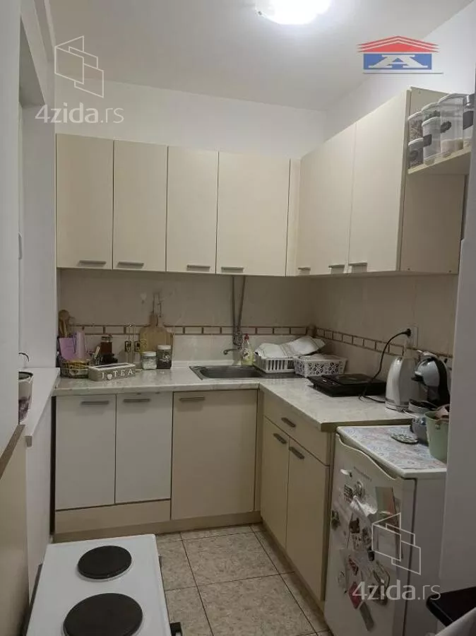 Garsonjera | 4zida
