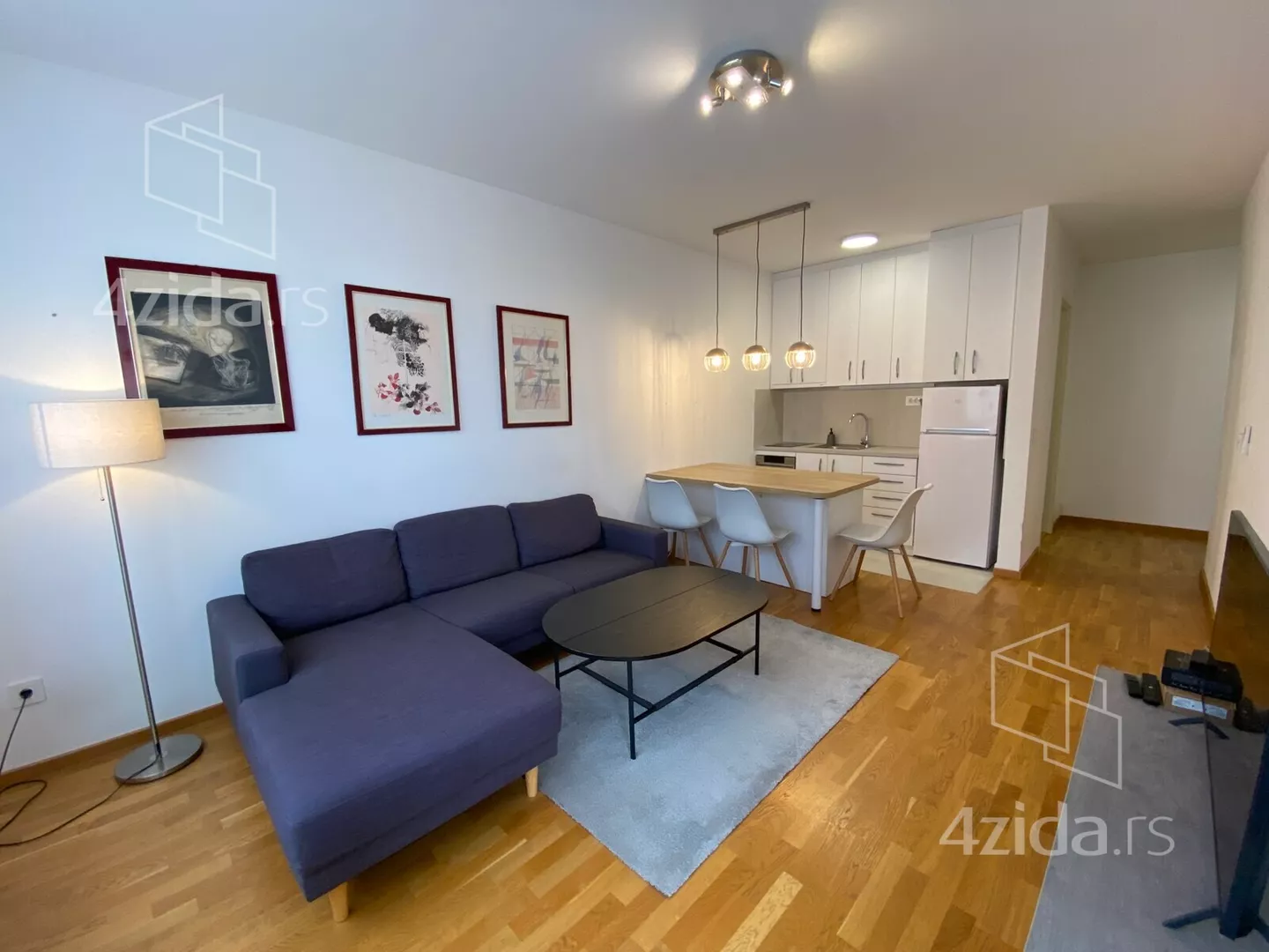 Jednoiposoban stan | 4zida