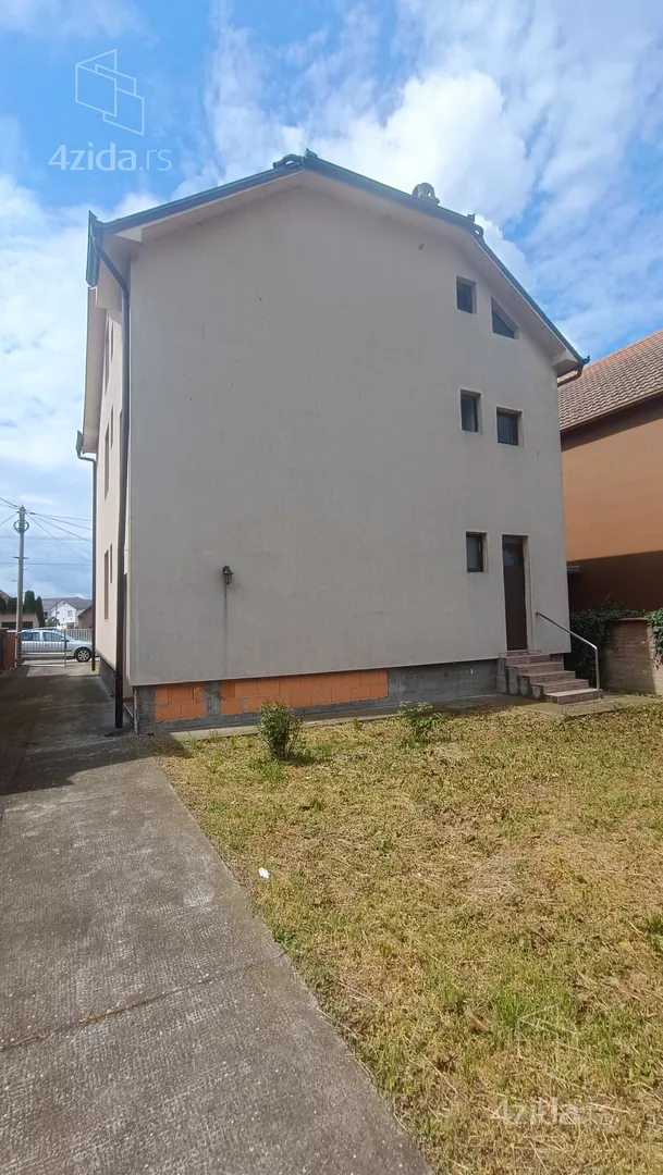 3-etažna kuća | 4zida
