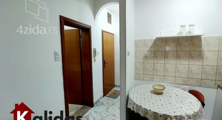 Garsonjera | 4zida