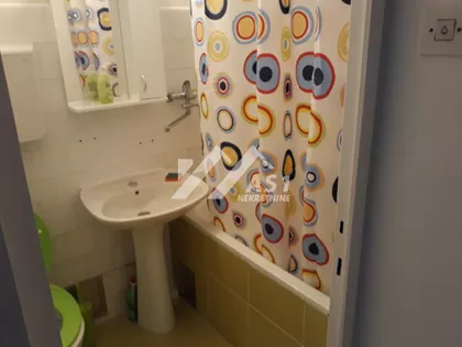 Bulevar Cara Lazara | 4zida.rs
