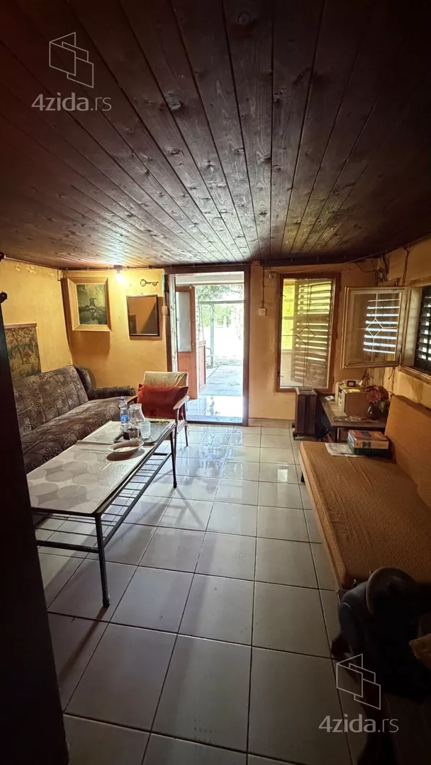 Turistički objekat | 4zida