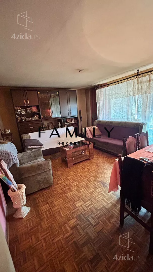 Dvoiposoban stan | 4zida