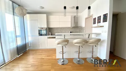 Bulevar Oslobođenja | 4zida.rs