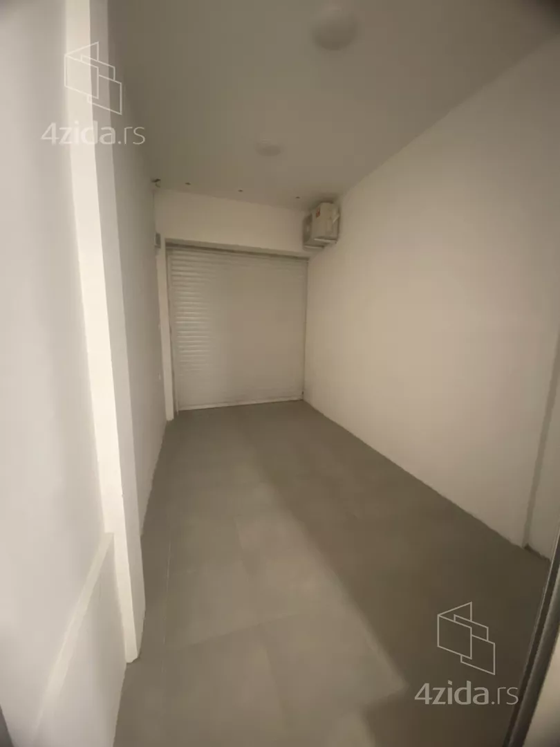 Četvoroiposoban stan | 4zida