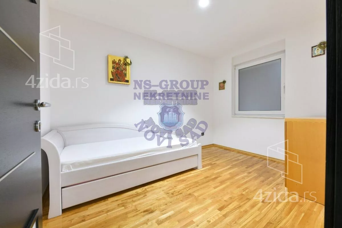 Četvorosoban stan | 4zida