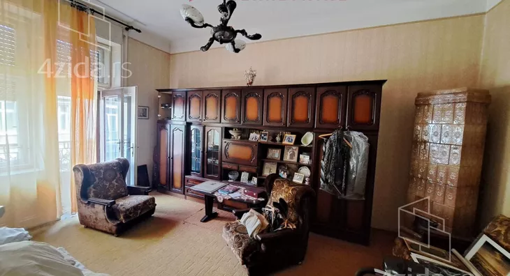 Petoiposoban stan | 4zida