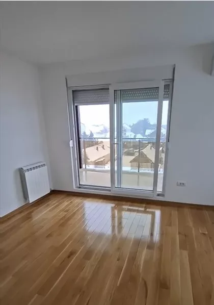 Milice Rakić | 4zida.rs