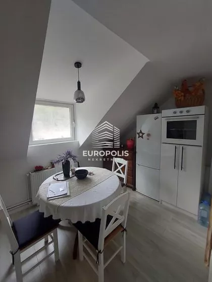 Majora Omera Mehića | 4zida.rs