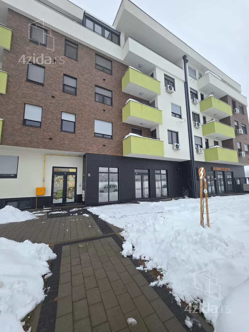 Troiposoban stan | 4zida