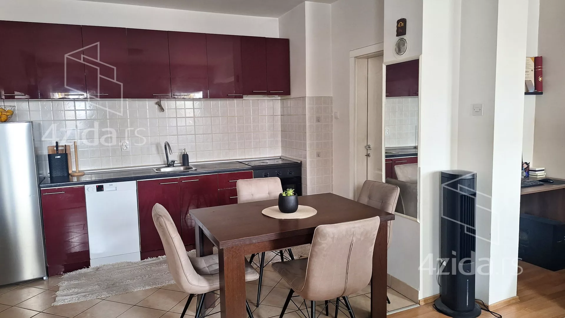 Jednoiposoban stan | 4zida