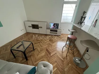 Makedonska | 4zida.rs