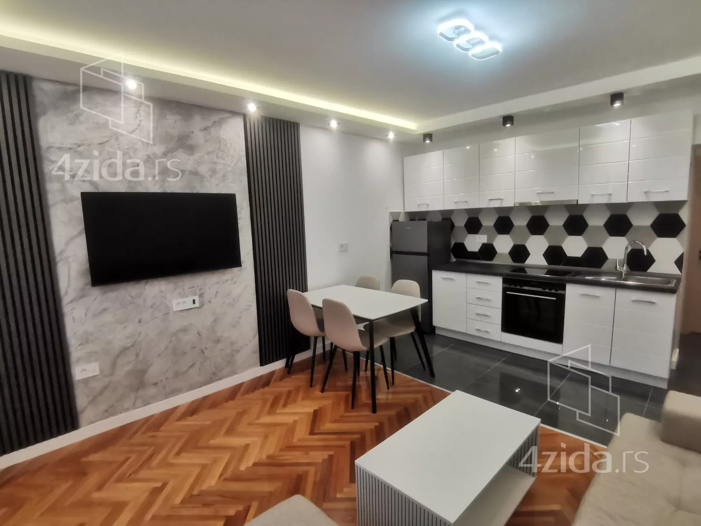 Dvoiposoban stan | 4zida