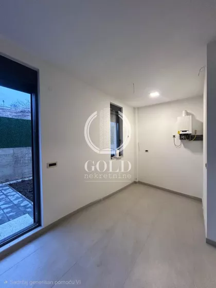 Nova deseta | 4zida.rs