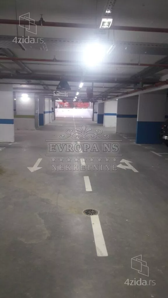 Garaža | 4zida