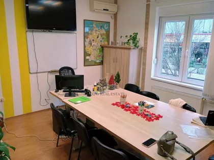 STRAŽILOVSKA | 4zida.rs