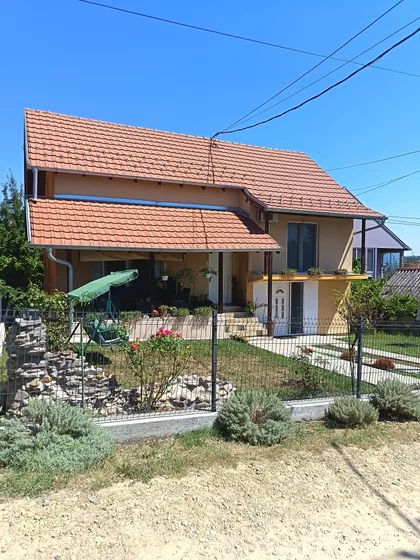 Milutina Bojića 1 | 4zida.rs