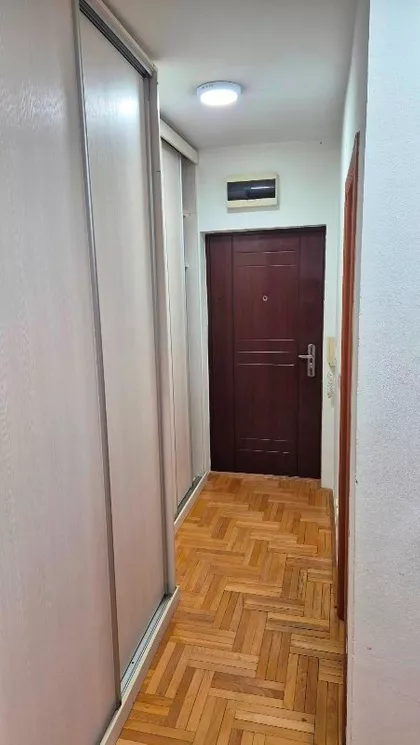 Miljana Miljanica | 4zida.rs