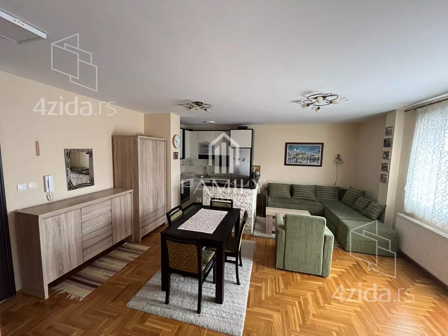 Jednoiposoban stan | 4zida