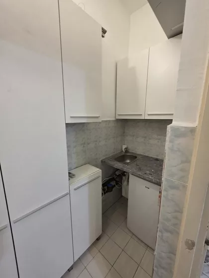 Antifašističke Borbe 37A | 4zida.rs