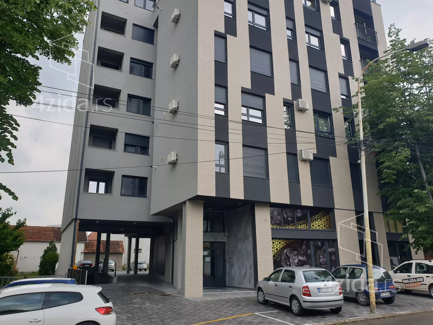 Dvoiposoban stan | 4zida