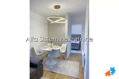 Vukov Spomenik | 4zida.rs