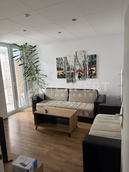 Bulevar Nemanjića | 4zida.rs