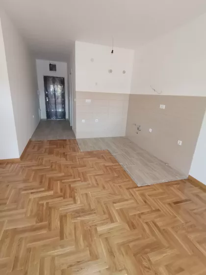 Trg Kosturnica | 4zida.rs