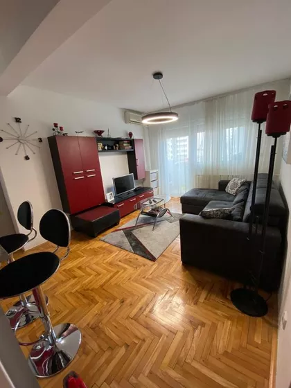 Južni Bulevar | 4zida.rs