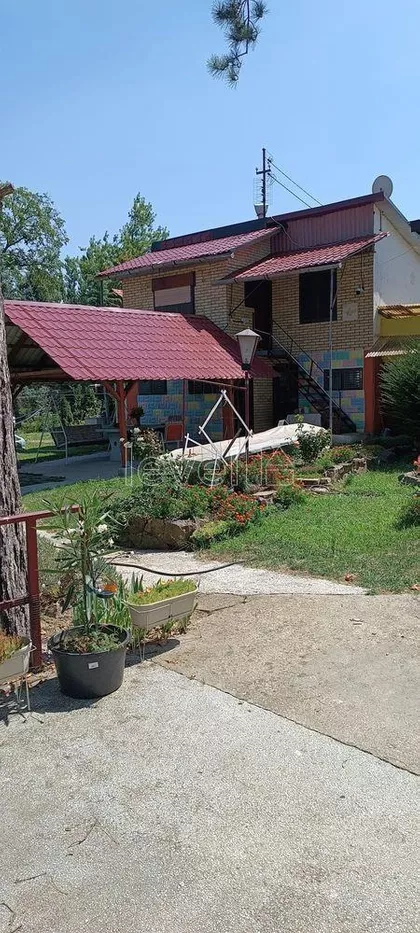 Banoštor | 4zida.rs