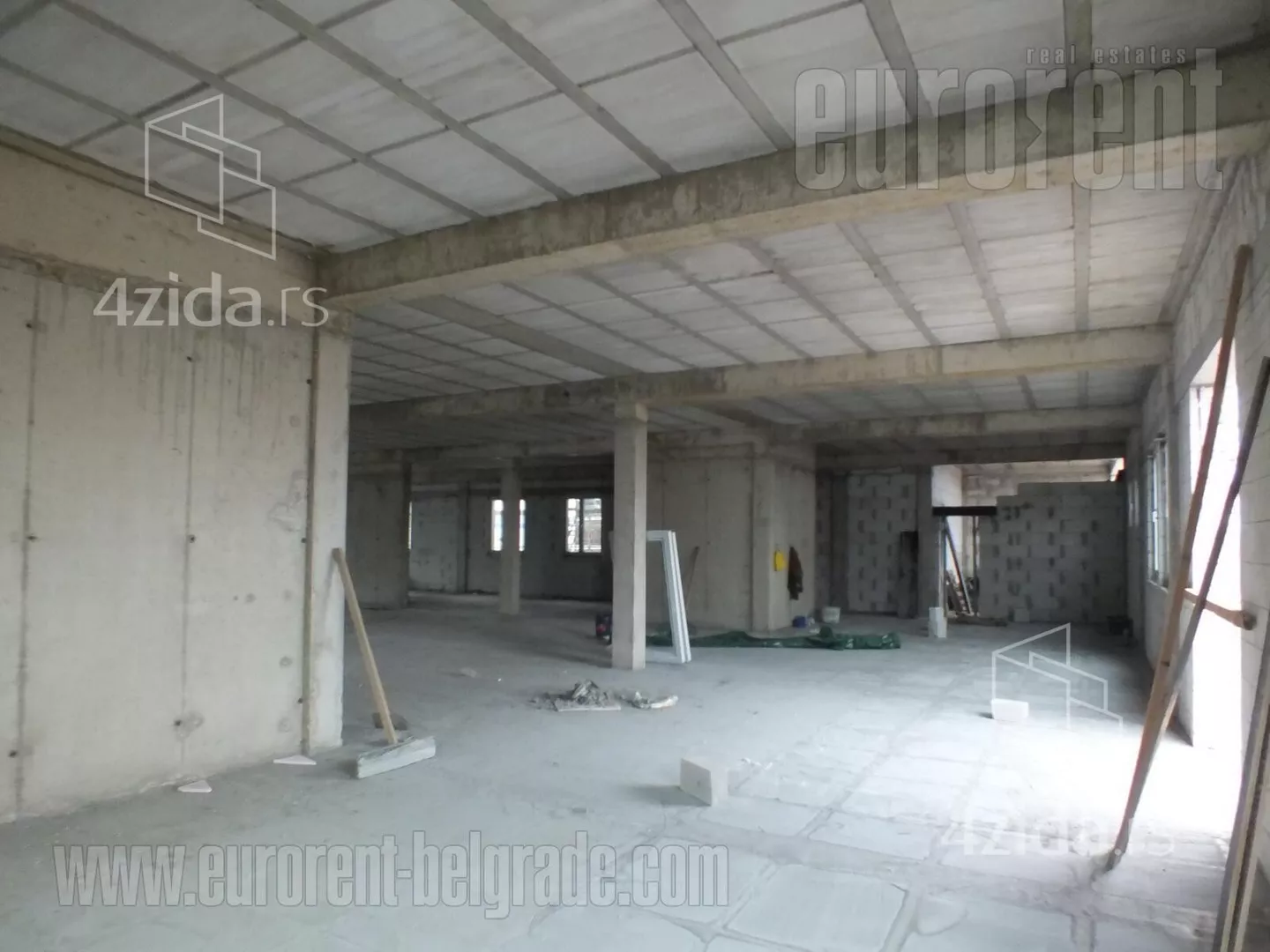 Poslovni prostor | 4zida