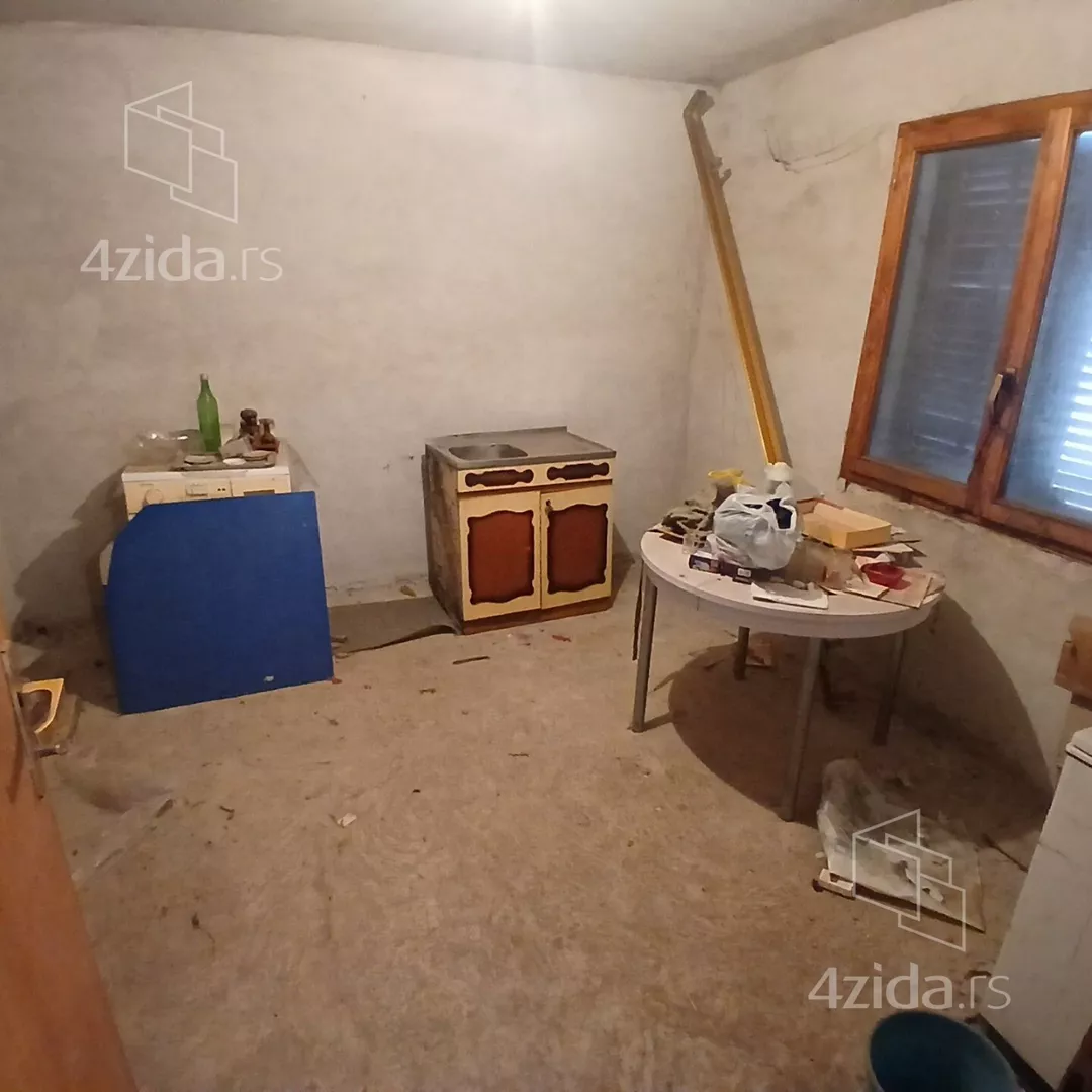 3-etažna kuća | 4zida