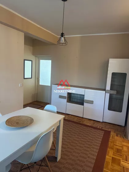 Bulevar Cara Lazara | 4zida.rs