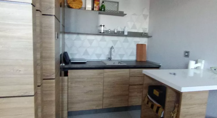 Četvoroiposoban stan | 4zida