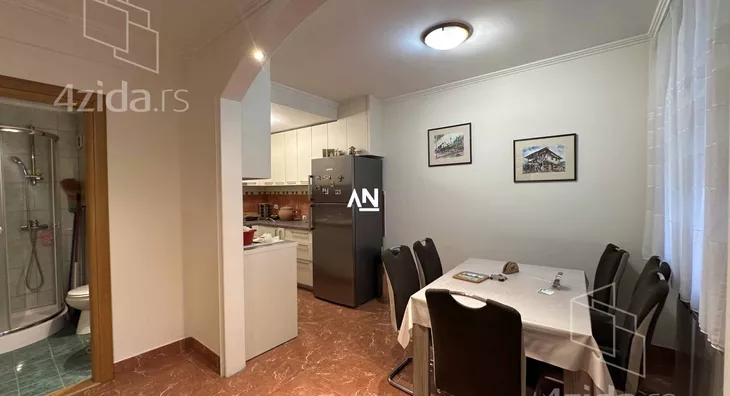 4-etažna kuća | 4zida