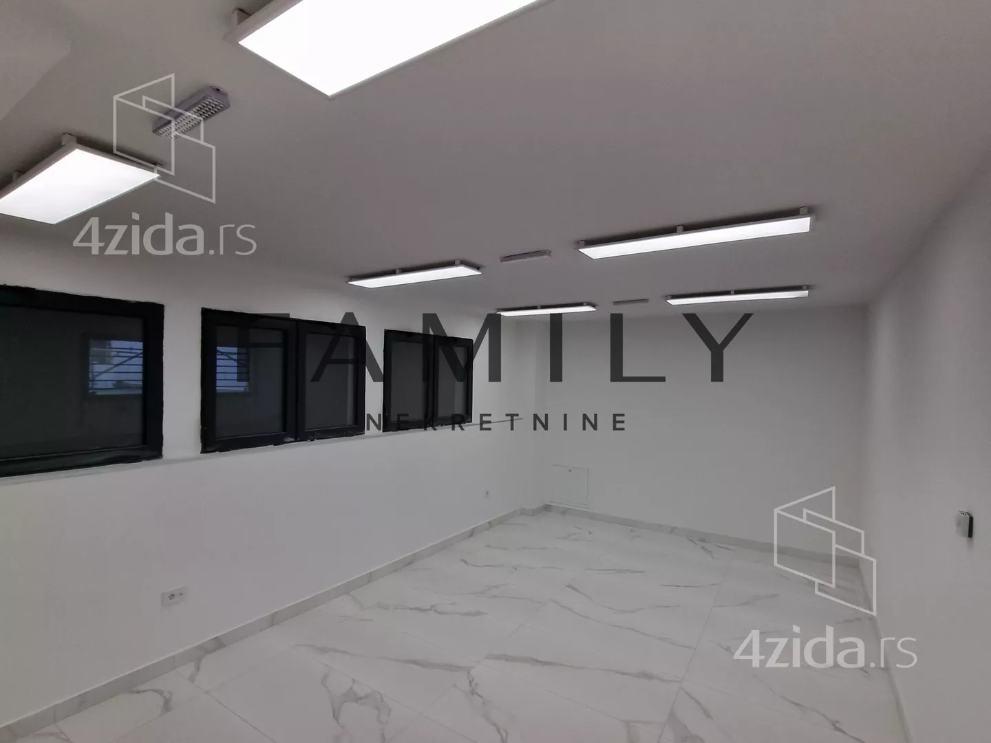 Poslovni prostor | 4zida