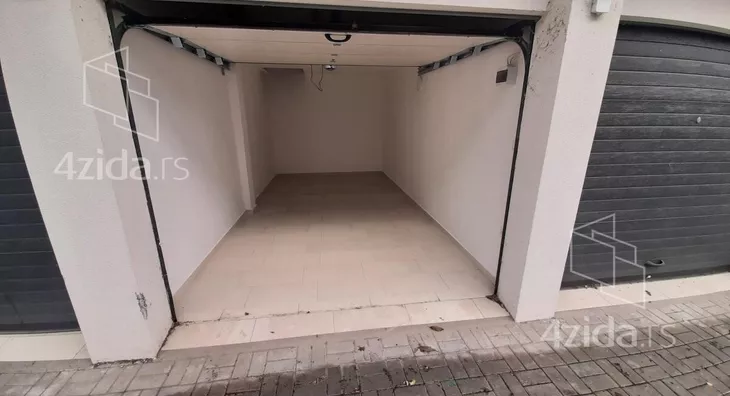 Garaža/Parking | 4zida