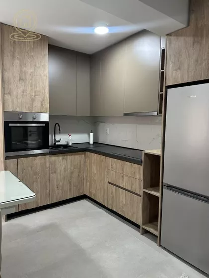 Božidar Adžija | 4zida.rs