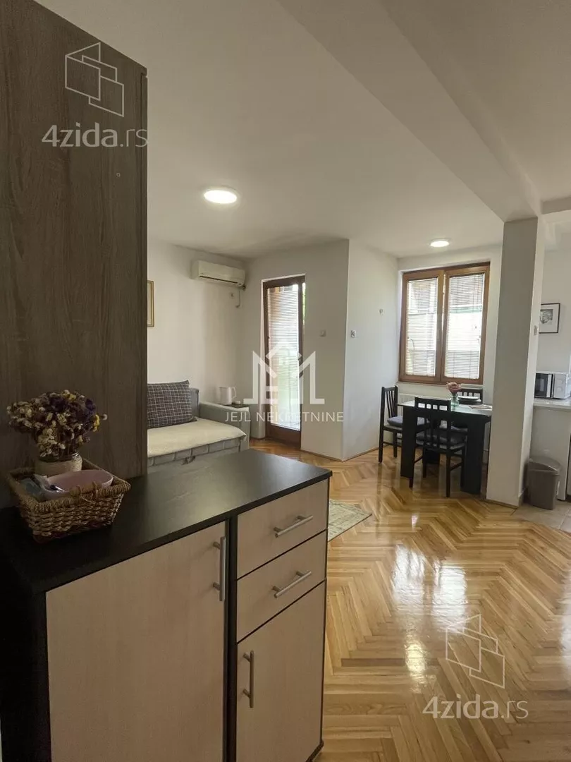 Garsonjera | 4zida