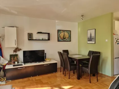 Romanijska 13 | 4zida.rs