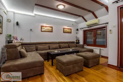 Šantićeva | 4zida.rs