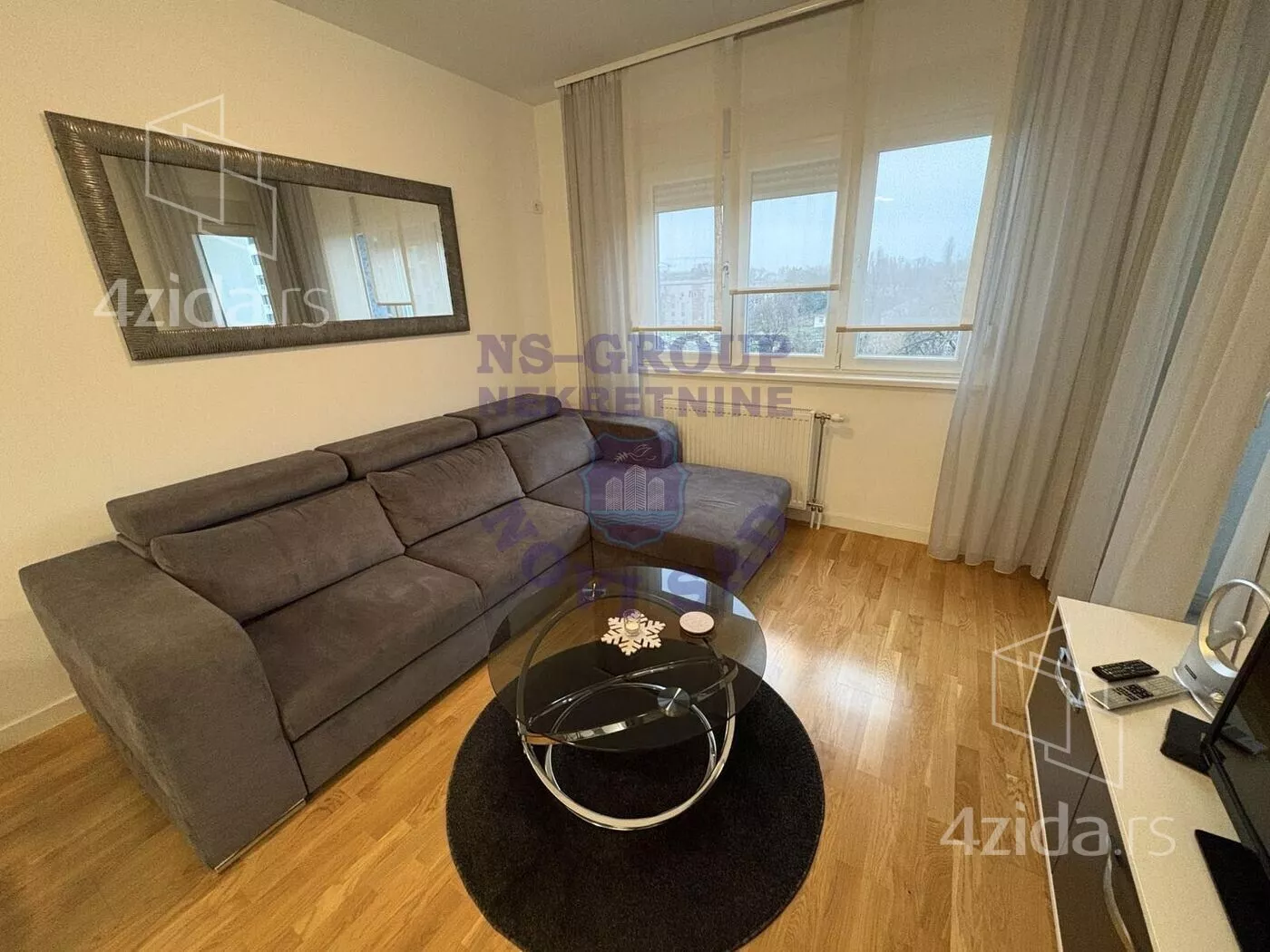 Dvoiposoban stan | 4zida