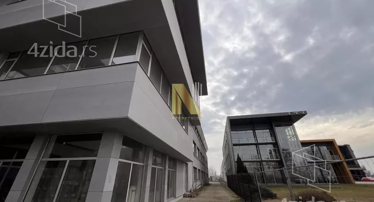 Poslovni prostor | 4zida