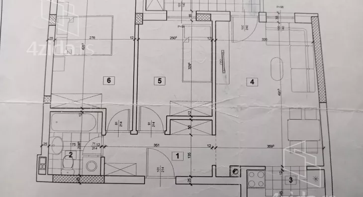 Trosoban stan | 4zida